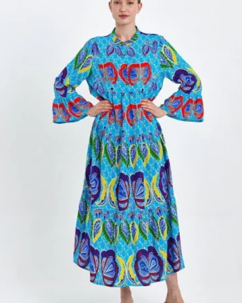 Rochie cu imprimeu boho  pe fond albastru, din vascoza