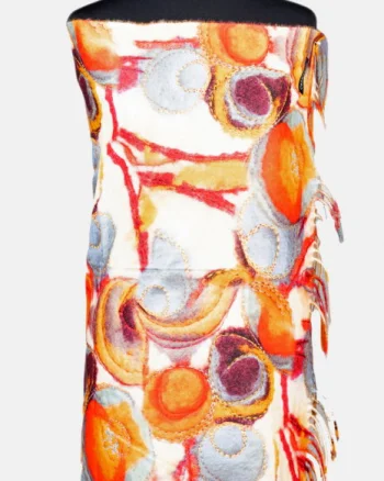 Esarfa cashmere cu modele multicolore in nuante de portocaliu si gri pe fond bej