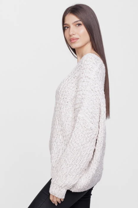 Pulover oversize, cu ochiuri mari si decolteu in V, ivoire
