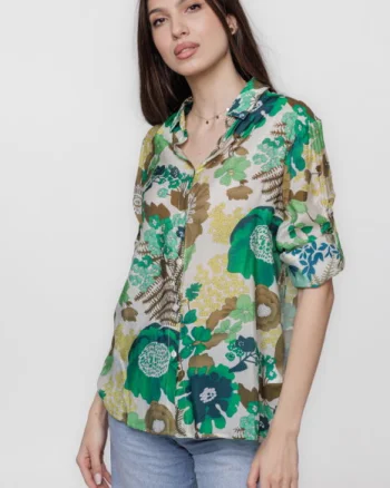 Camasa subtire din vascoza, cu guler clasic si imprimeu floral in nuante de verde