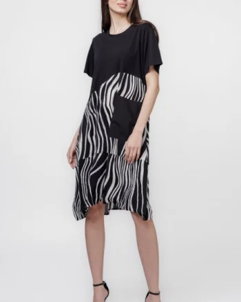 Rochie lalea cu talie oblica si imprimeu dungi oblice alb-negru