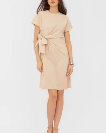 Rochie midi bej din vascoza, petrecuta pe talie
