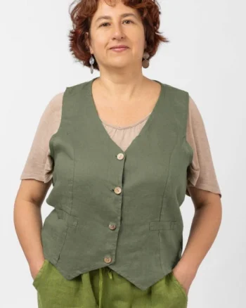 Vesta trendy din in cu colturi si nasturi de lemn, kaki