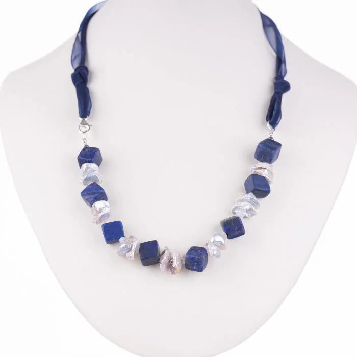 Colier din forme diferite de lapis, perle naturale si hematit