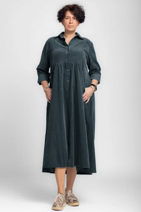 Rochie camasa gri din catifea reiata, taiata in talie