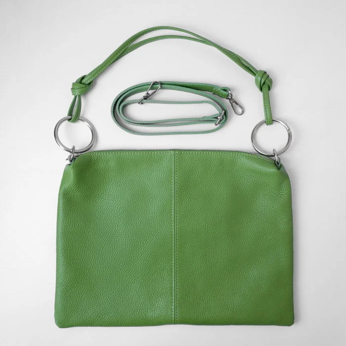 Geanta plic mare cu inele mari arginti  si doua barete, din piele naturala verde oliv