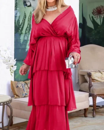 Rochie lunga suprapusa din matase, cu trei volane mari si maneca lunga, fucsia inchis