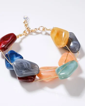 Bratara delicata cu pietre multicolore pe fire fine aurii