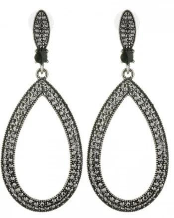 Cercei metalici lungi argintii ovali acoperiti cu pietricele mici, argintii si stralucitoare