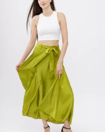 Fusta clos verde oliv din satin, cu elastic si cordon in talie