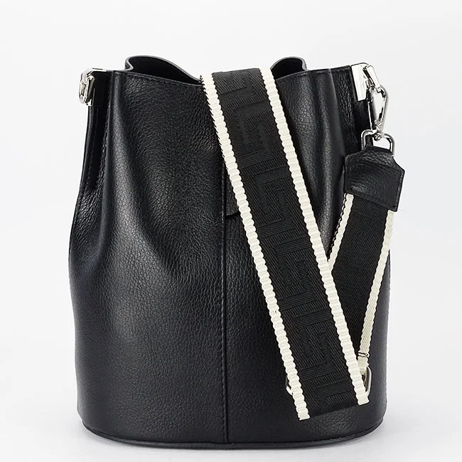 Geanta neagra tip sac din piele naturala 8951A 122