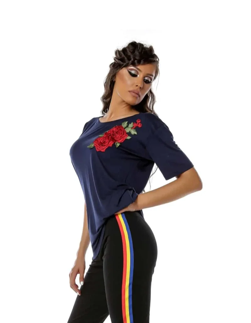 Tricou flori