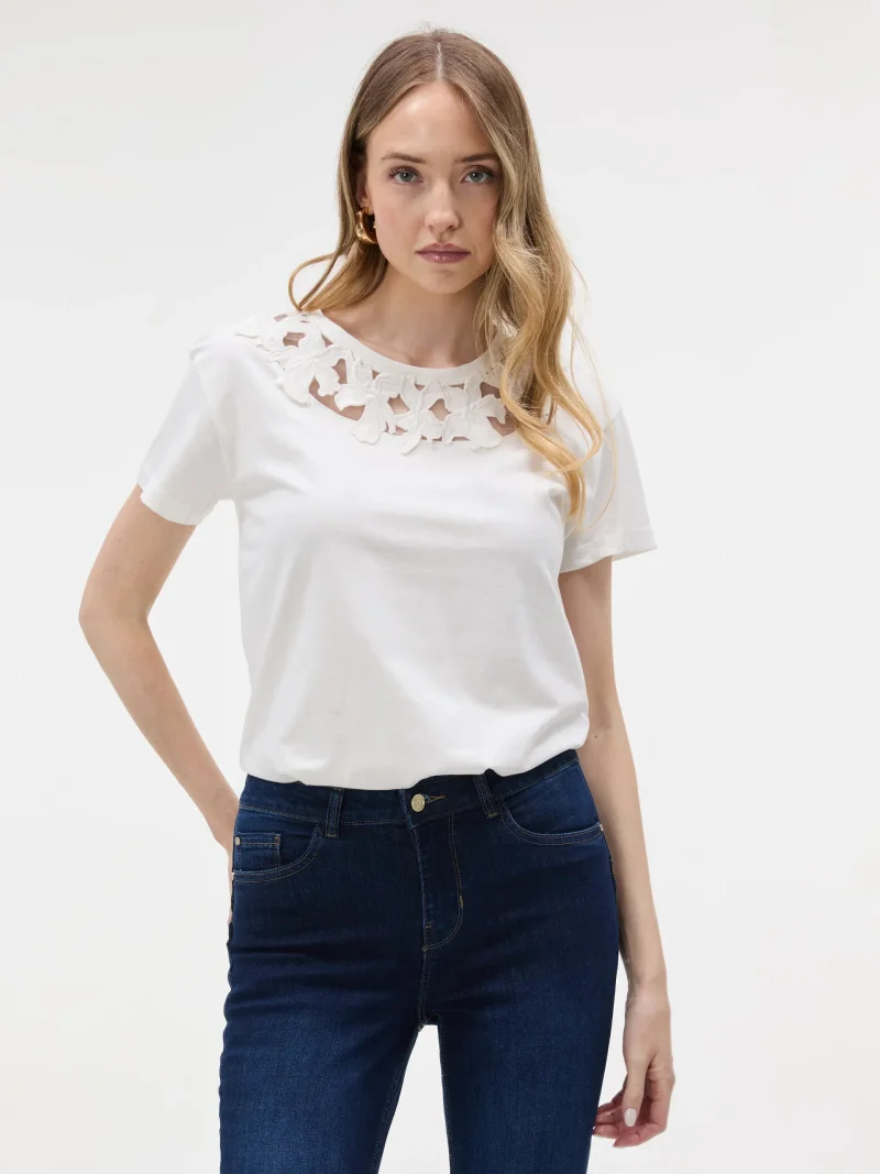 Tricou cu aplicație din dantelă ORSAY alb - S