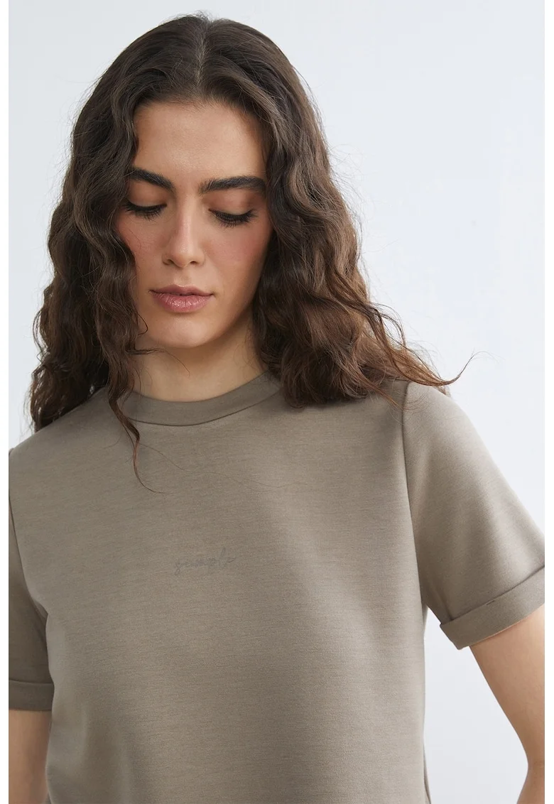 Tricou cu text, Maro taupe
