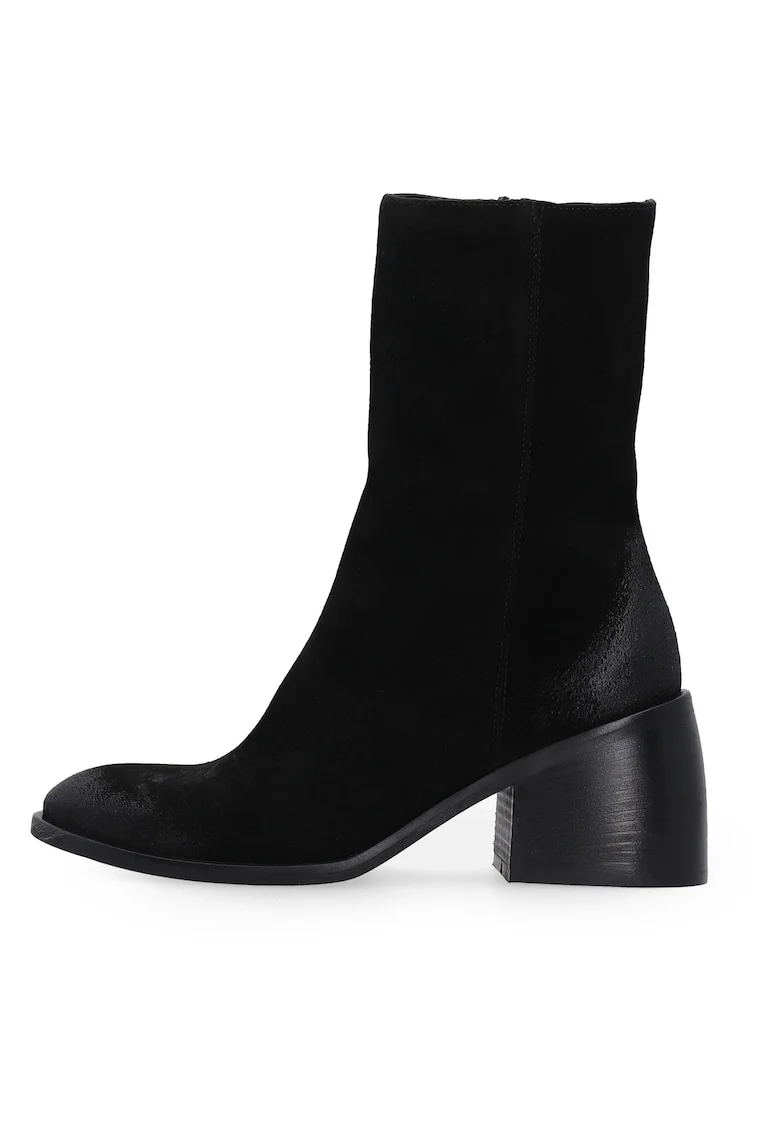 Botine din piele intoarsa cu toc, de culoare neagra 37,