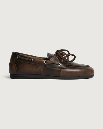 Posa mocasini pentru femei din piele întoarsă Boat Loafer