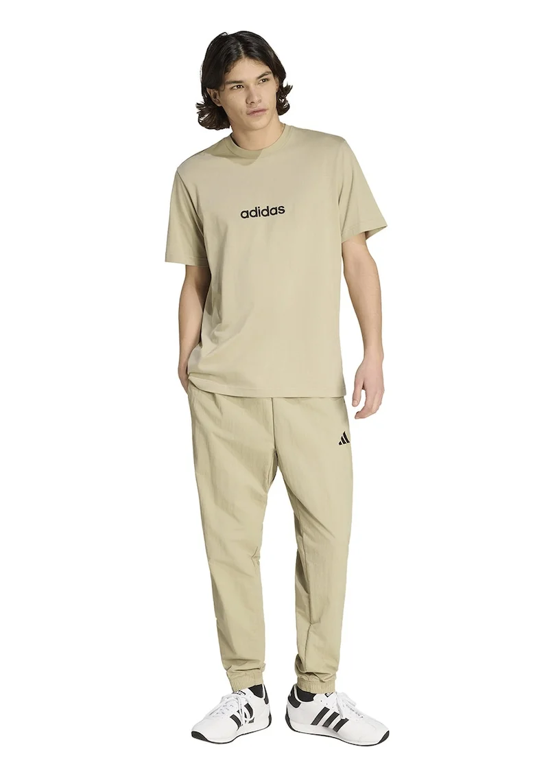 Tricou cu logo pe piept si decolteu la baza gatului, Negru/Bej