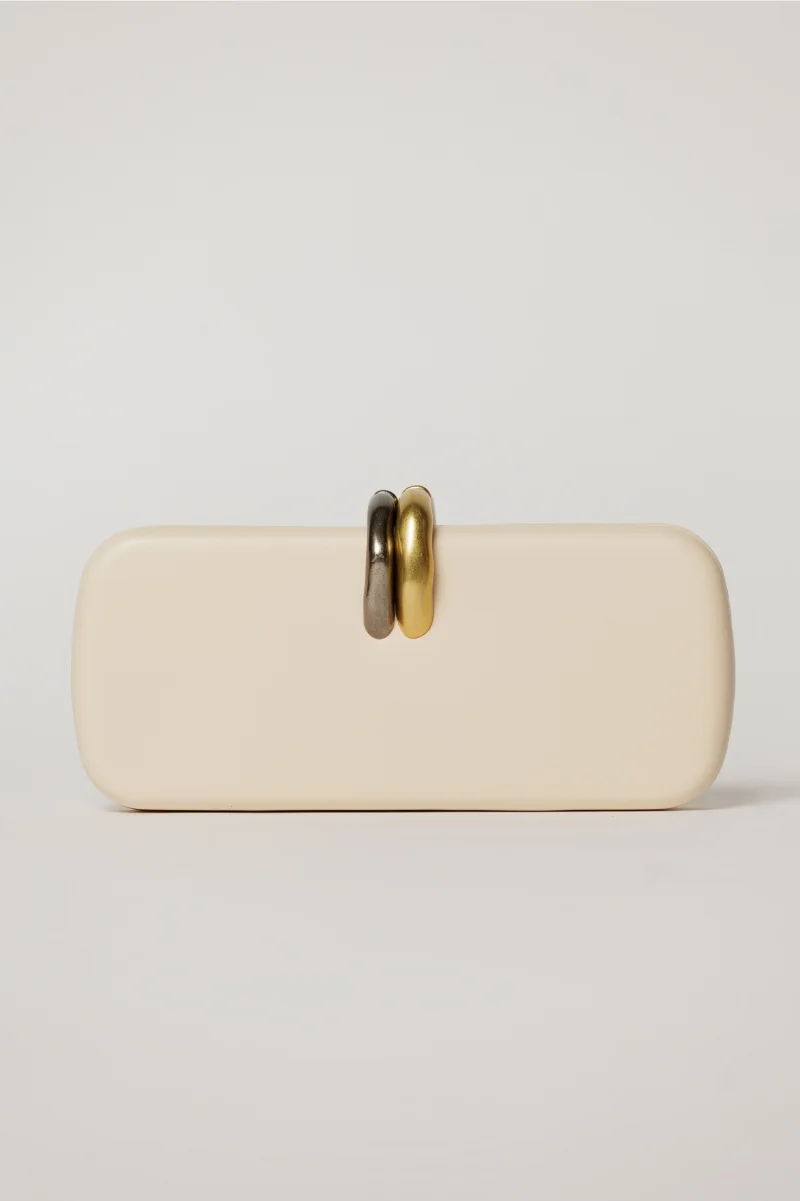 Clutch elegant ivoar cu inchidere metalica dubla