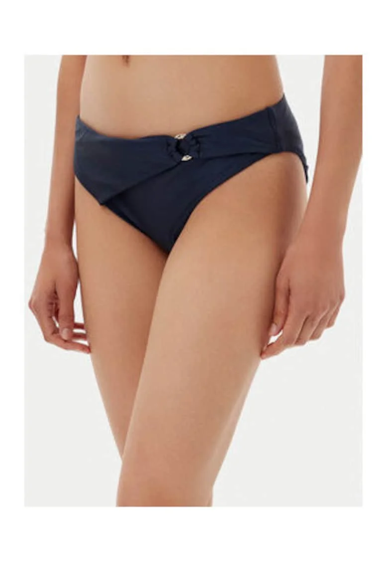 Slip de bikini, Negru