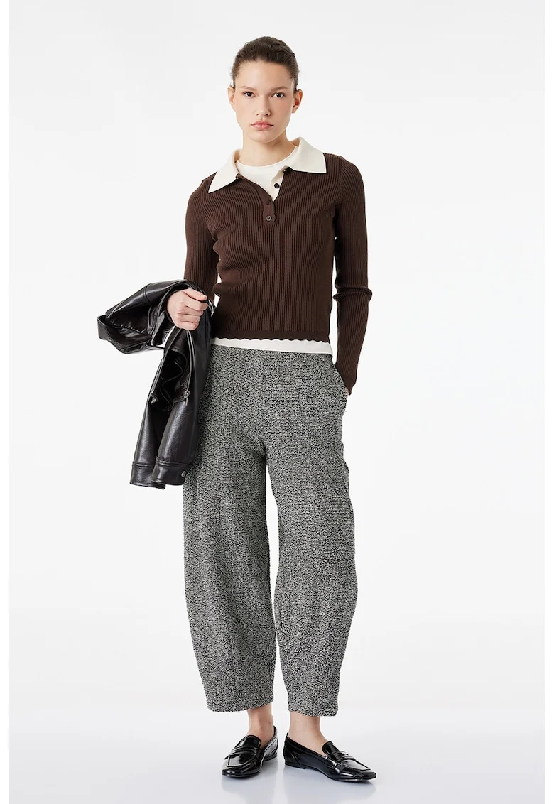 Pantaloni crop cu croiala conica, Alb/Negru