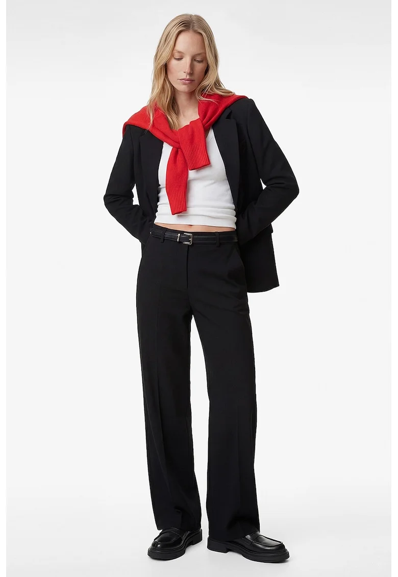 Pantaloni cu croiala dreapta si curea, Negru