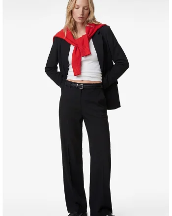 Pantaloni cu croiala dreapta si curea, Negru
