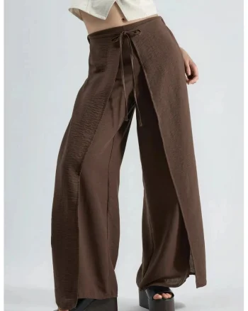 Pantaloni dama,  Maro