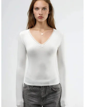 Bluza dama  decolteu in V, maneca lunga, alb, jerseu
