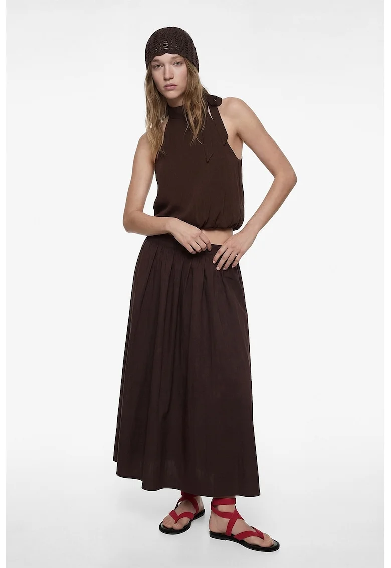 Bluza tricotata cu decolteu halter, Maro