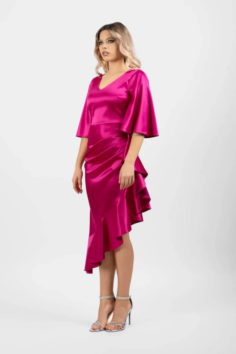Rochie eleganta midi confectionata din tafta cu slit pe lateral si volane