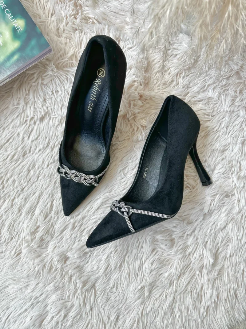 Pantofi eleganti dama  cu toc subtire negri T6-3