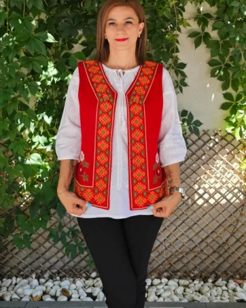 Vesta brodata traditional Olguta 10