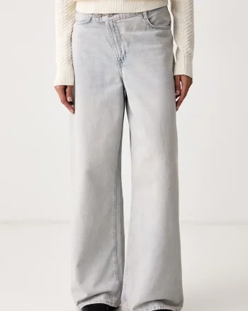 Guess  blugi wide leg pentru femei GINA