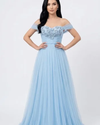 Rochie lunga baby blue decorată cu flori 3D