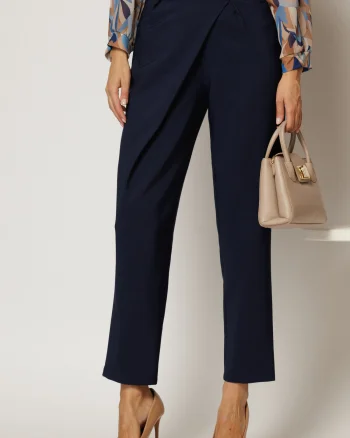 Pantaloni bleumarin cu pliu petrecut