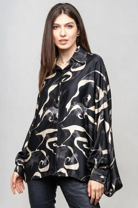 Camasa din satin oversize, cu maneci bufante si imprimeu grafic alb negru