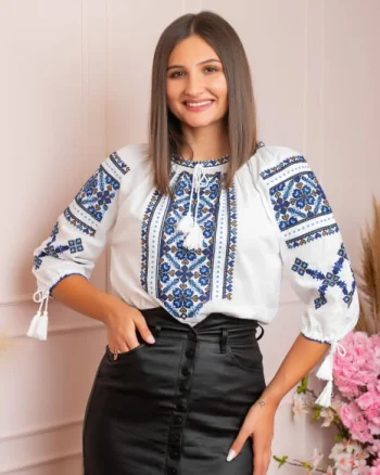 Bluza tip ie alba cu motiv floral albastru Petronela 06