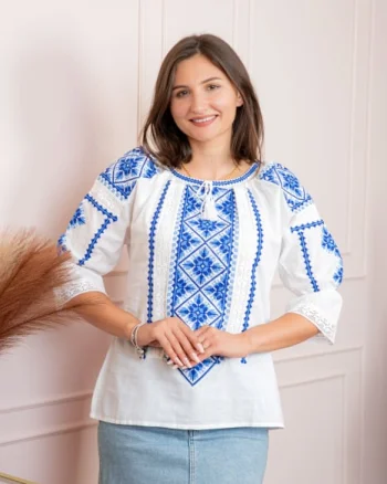 Bluza tip ie alba cu motiv floral albastru Evelina 02