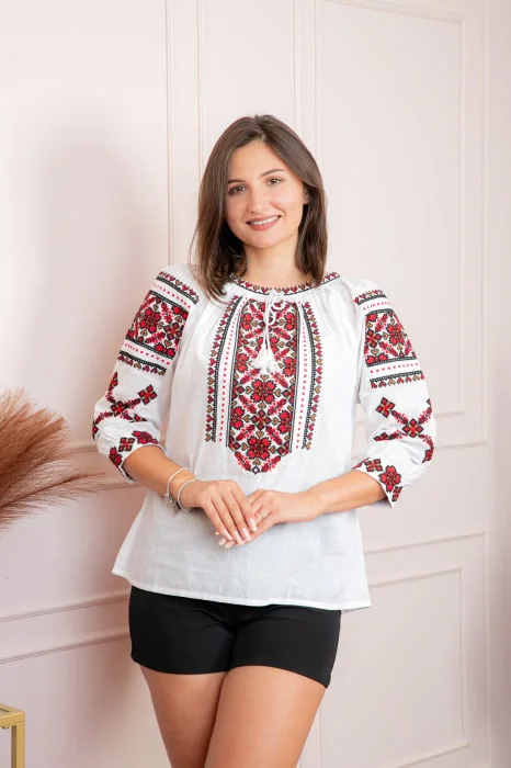 Bluza tip ie alba cu motiv floral rosu Petronela 07
