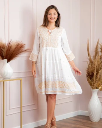 Rochie alba cu motiv geometric auriu Aida 01