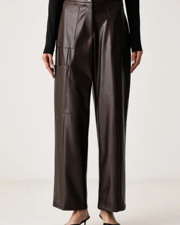 Armani Exchange  pantaloni pentru femei din imitație de piele