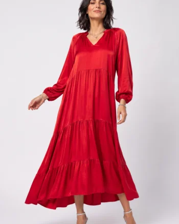 Rochie lunga din satin cu matase si vascoza, croi amplu cu volane - rosie