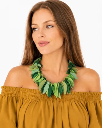 Colier handmade unicat din piele naturala,nuante diferite de verde