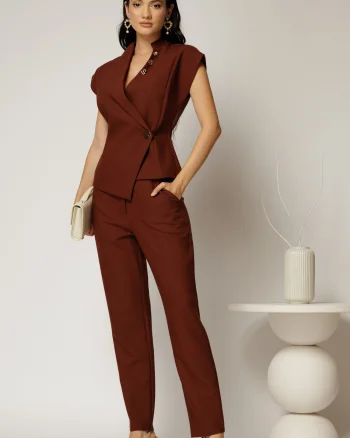 Compleu DY Fashion office caramiziu cu vesta si pantaloni