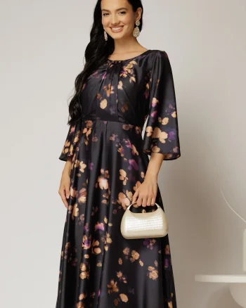 Rochie midi neagra cu imprimeuri mov si detalii la bust