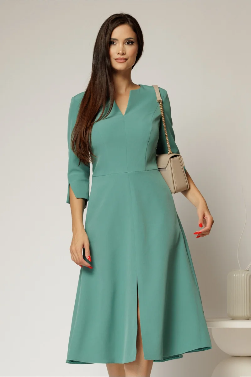 Rochie midi verde turcoaz de zi cu decolteu V si croi clos
