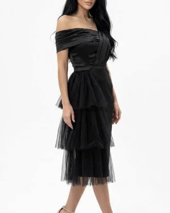 Rochie eleganta din tafta cu volane din tull