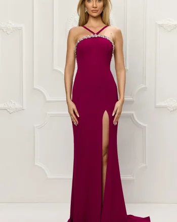 Rochie eleganta lunga cu slit pe picior si pietre la bust