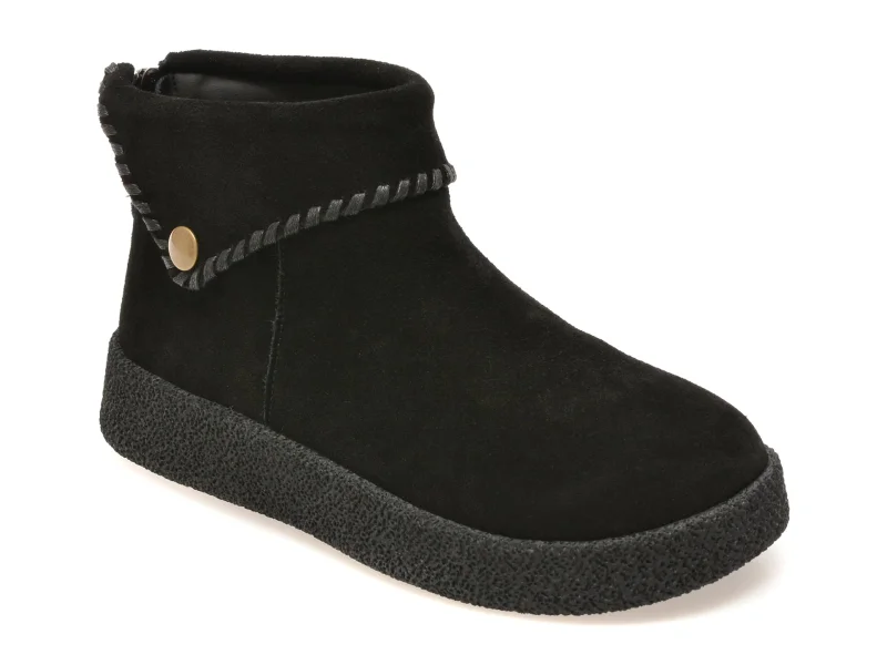 Ghete GRYXX negre, 7719, din piele intoarsa