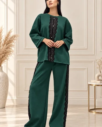 Compleu casual Alberta, cu insertii din dantela si perle, Verde Smarald, Marime OneSize